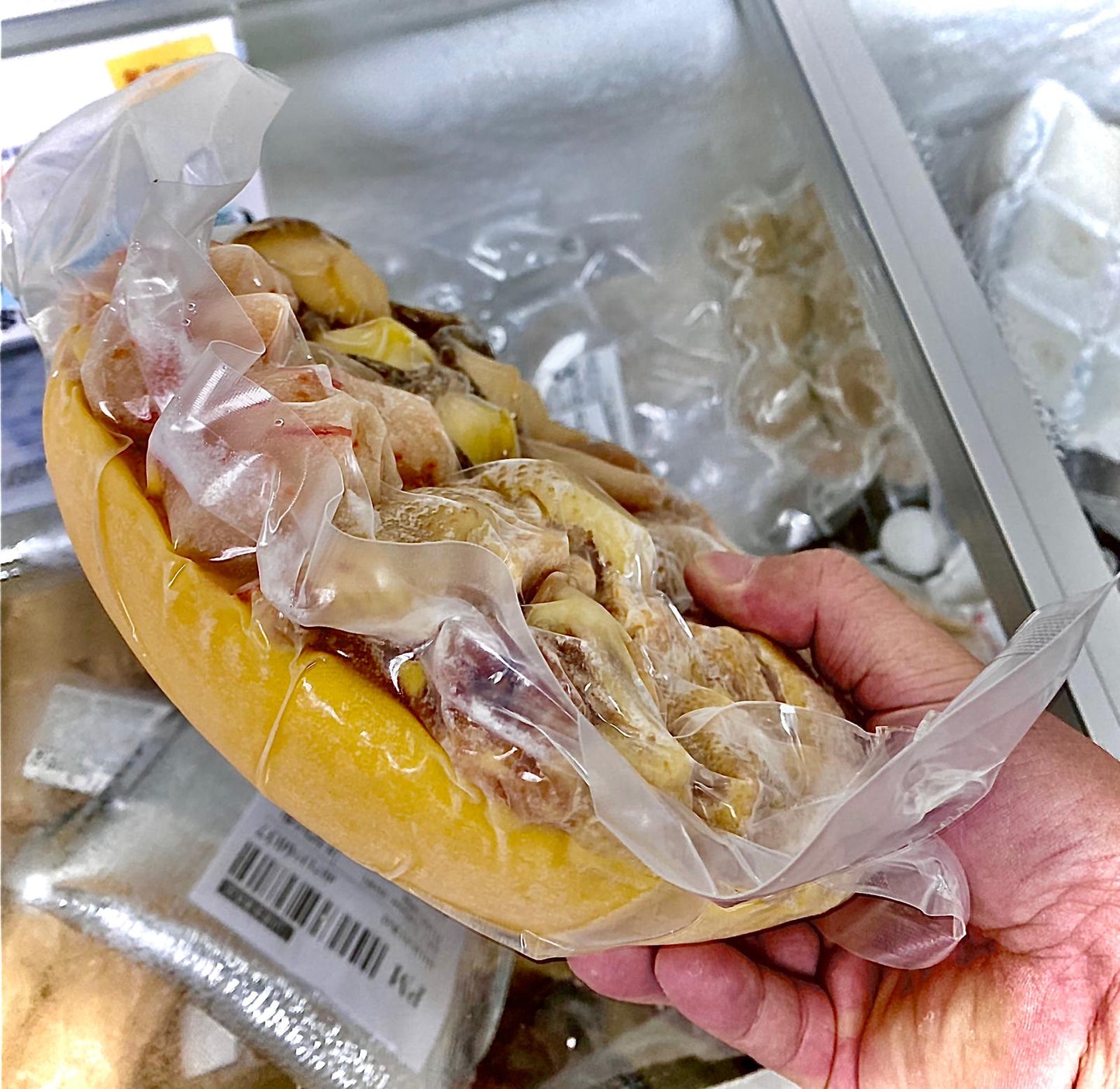 鮑魚花膠雞煲(南瓜花膠湯底)(4-5人份量)
